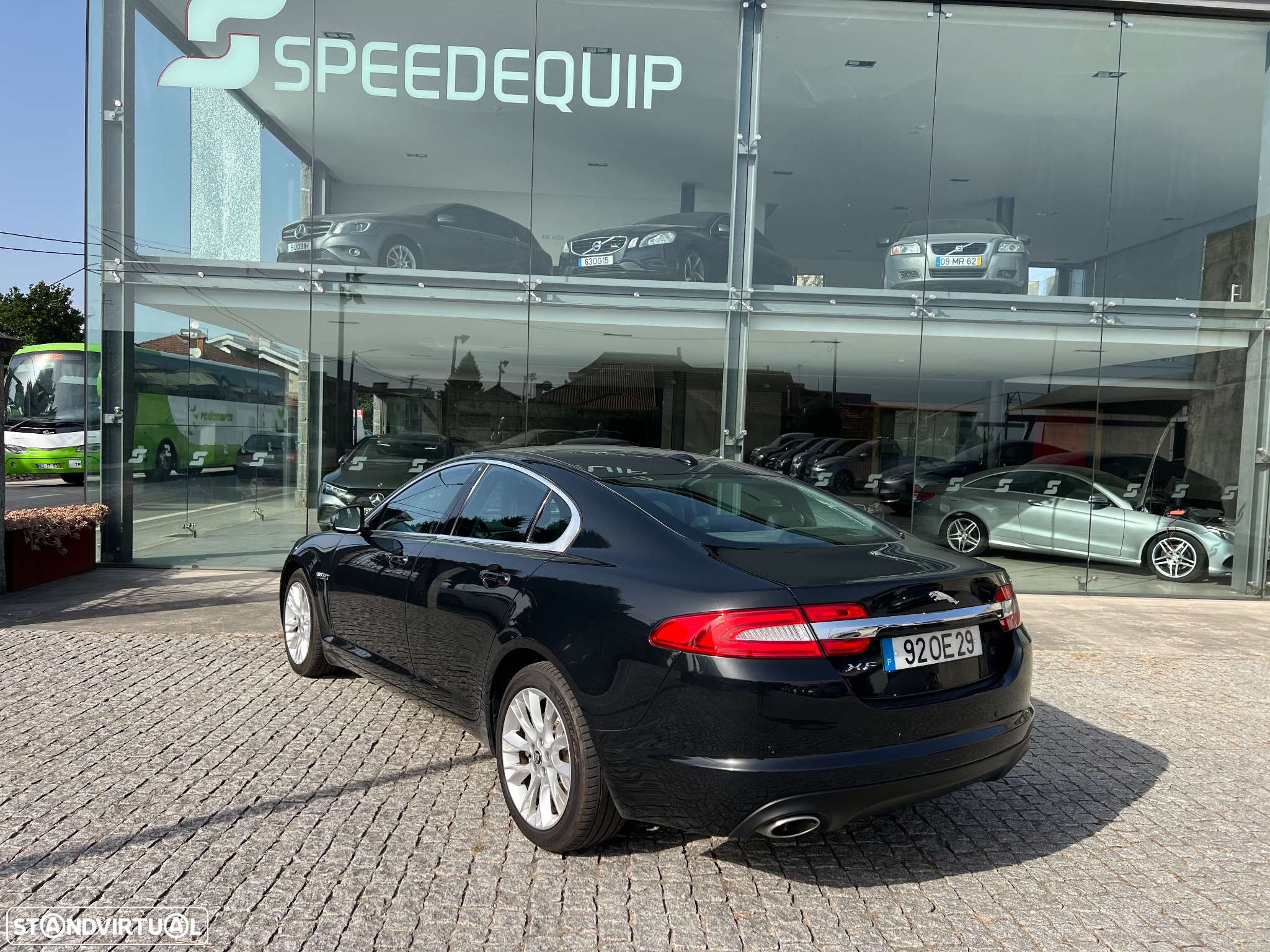 Jaguar XF 2.2 D Premium Luxury - 2