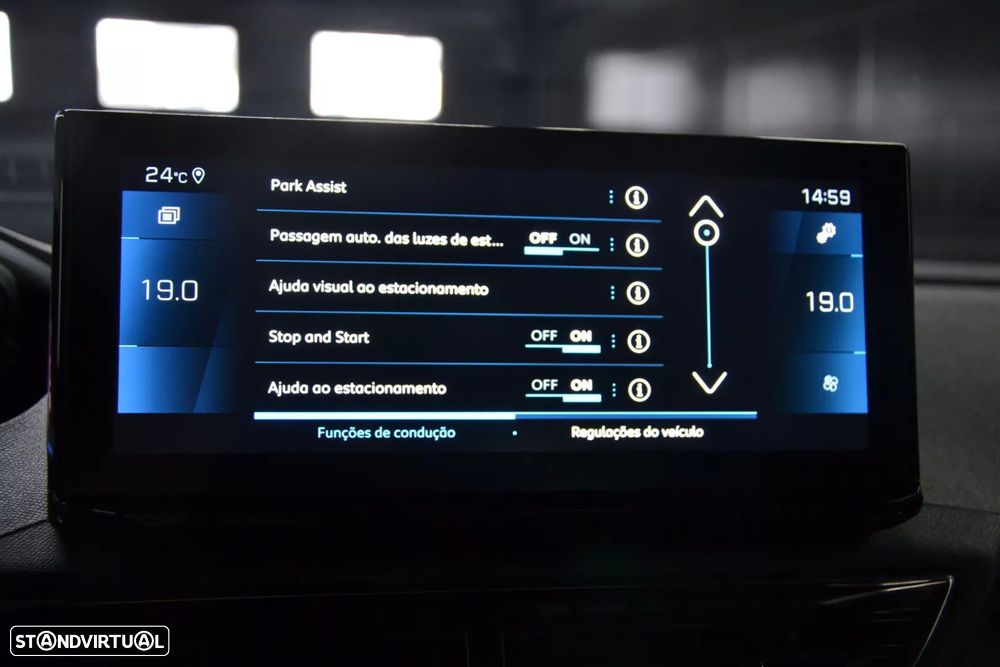 Peugeot 3008 1.5 BlueHDi Allure Pack EAT8 - 31