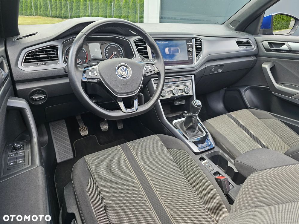 Volkswagen T-Roc - 24