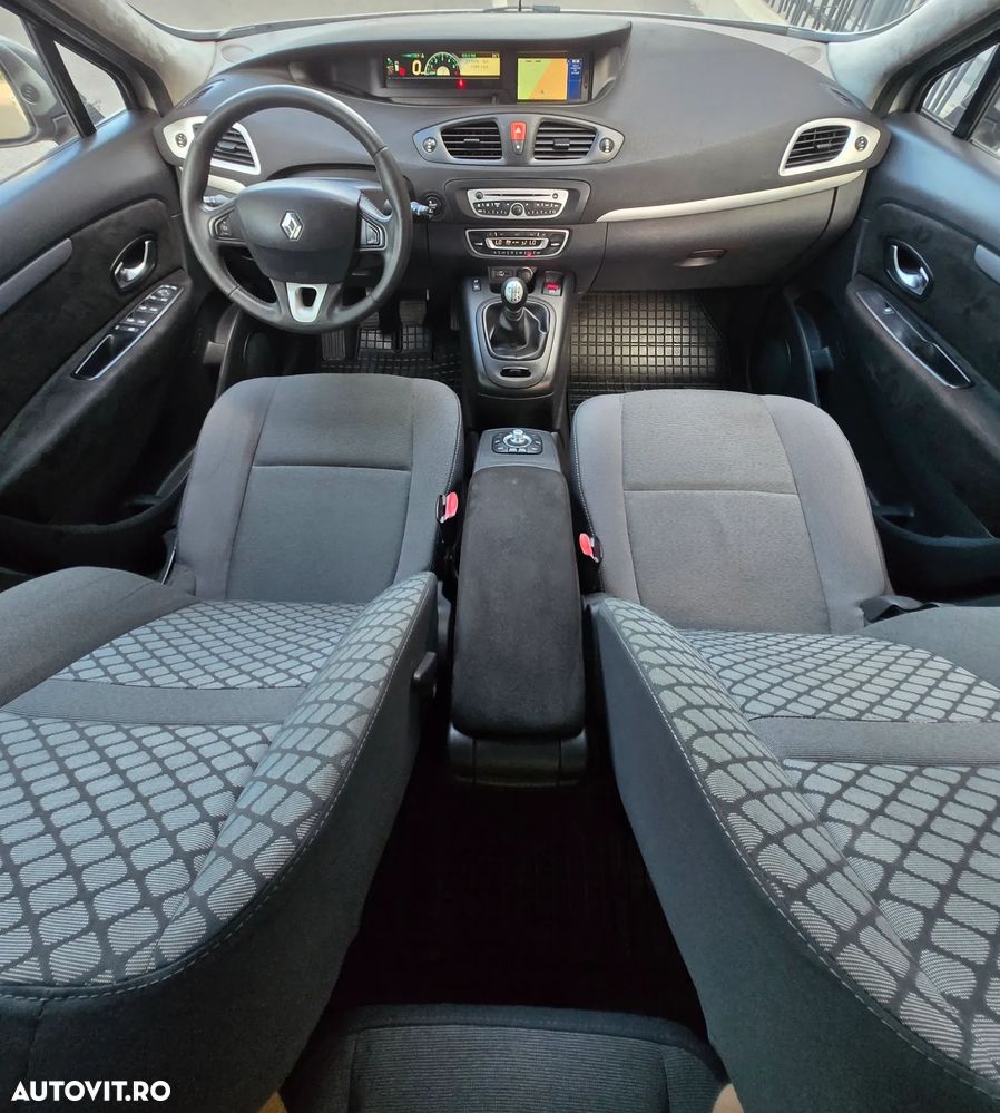 Renault Scenic - 10