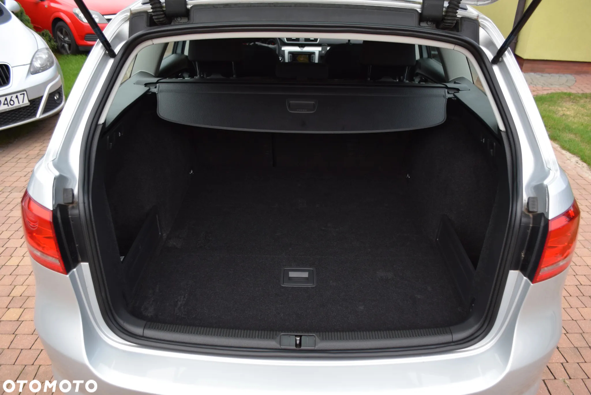 Volkswagen Passat Variant 2.0 Blue TDI SCR Comfortline - 18