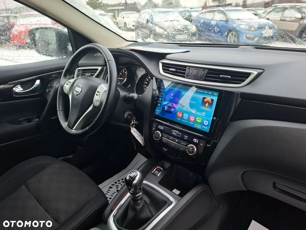Nissan Qashqai 1.2 DIG-T N-Vision - 28