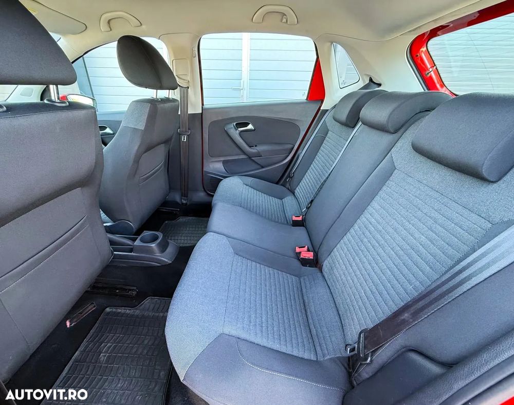 Volkswagen Polo 1.2 Attractive - 15