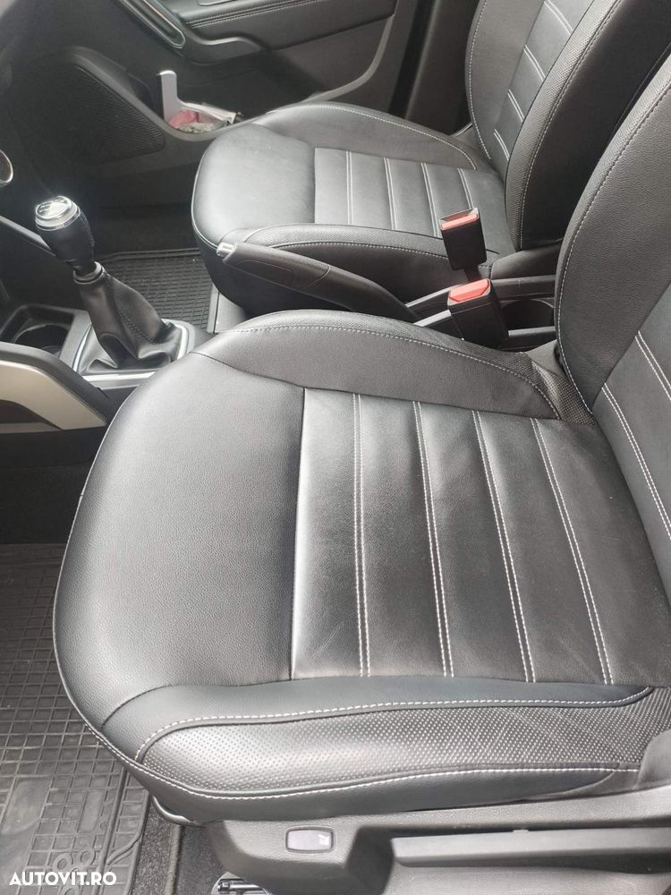 Dacia Duster 1.6 4x2 Laureate - 3