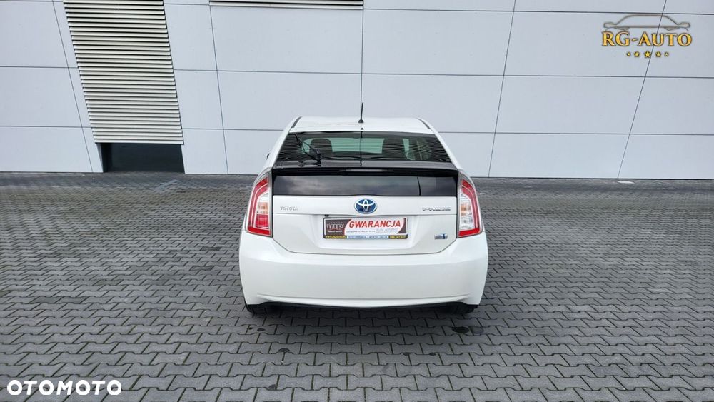 Toyota Prius - 10