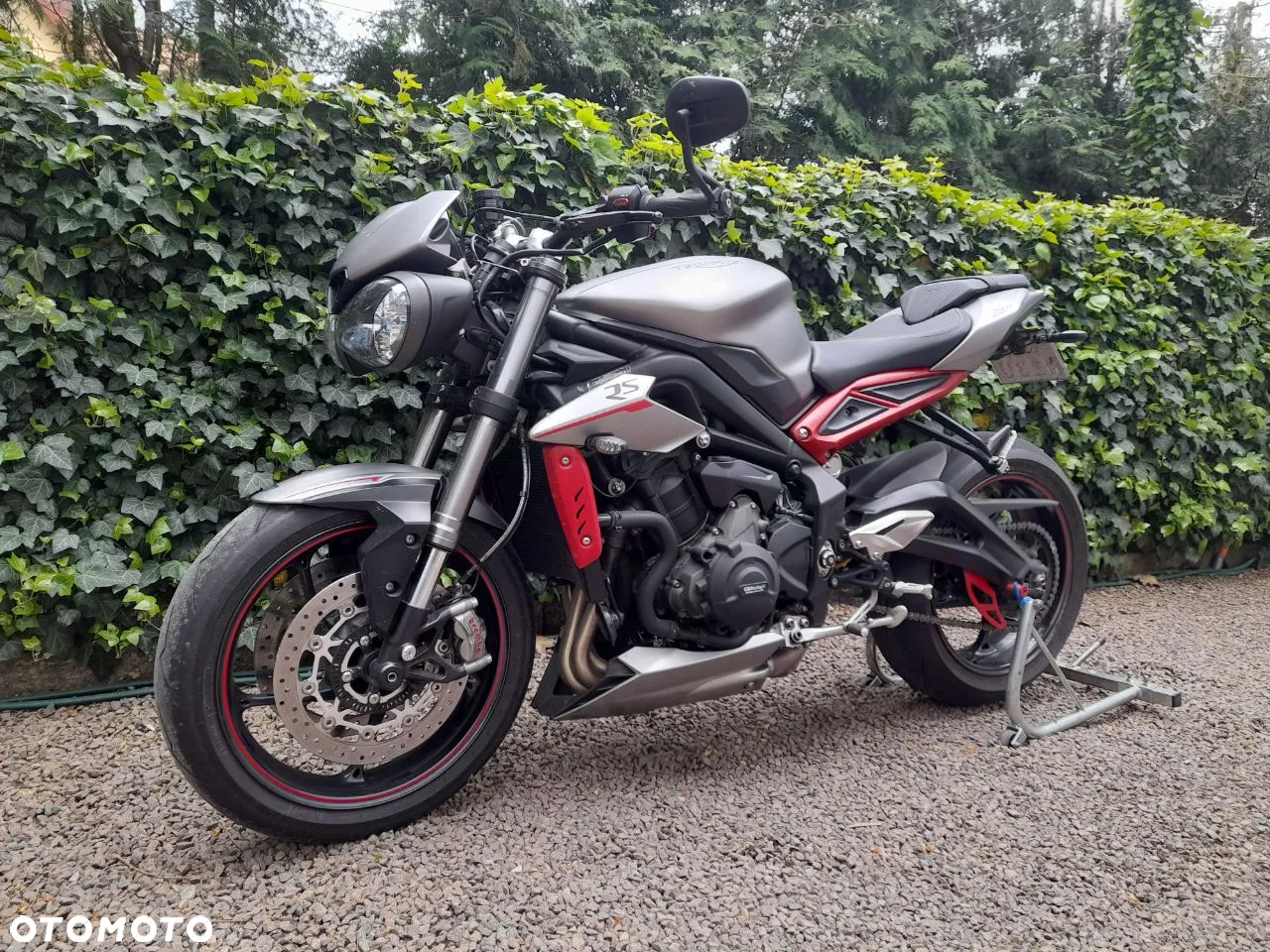 Triumph Street Triple - 3