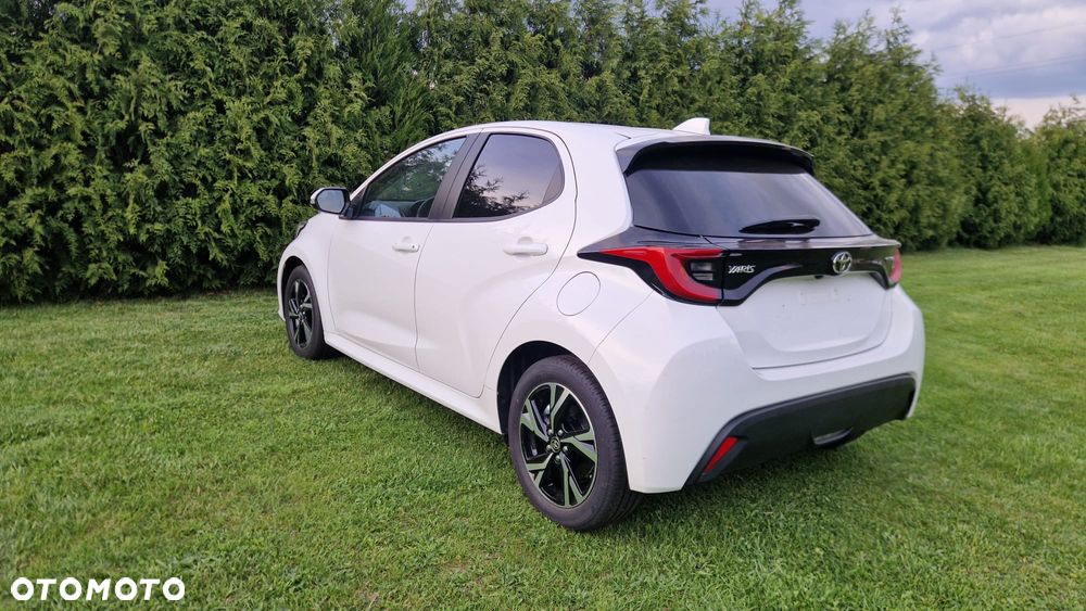 Toyota Yaris - 5