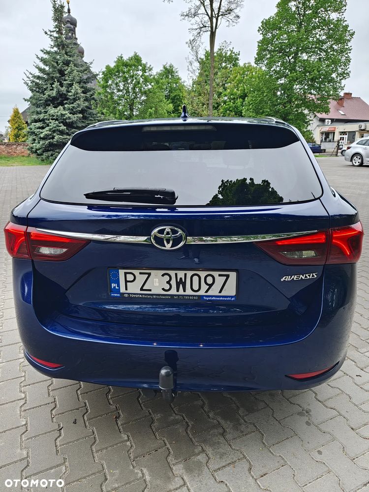 Toyota Avensis 1.8 Selection - 9