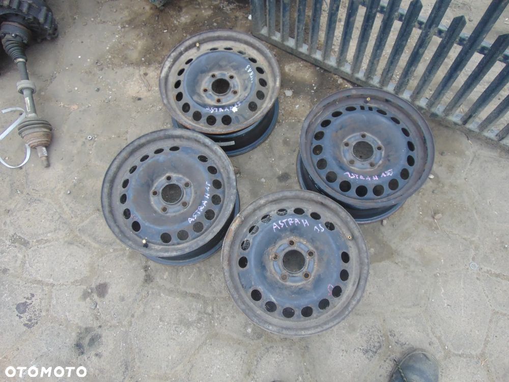 Felgi Astra H R15 Stalowe kpl - 1