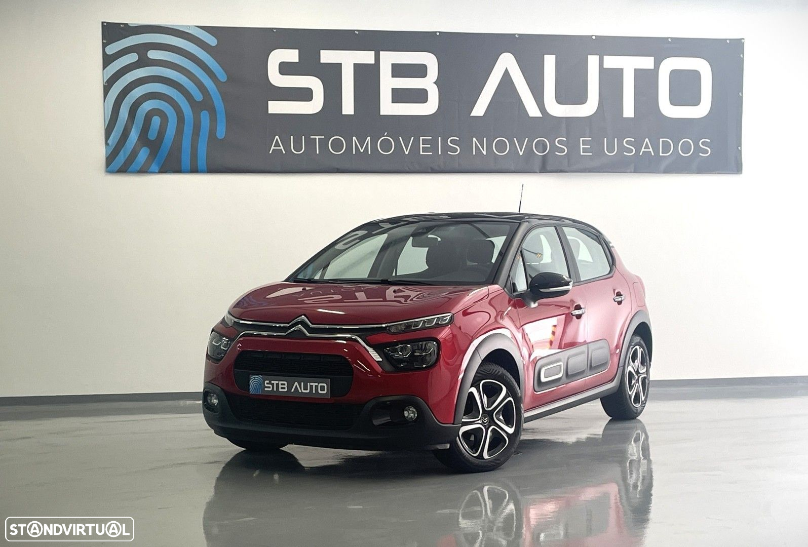 Citroën C3 1.2 PureTech Shine - 24