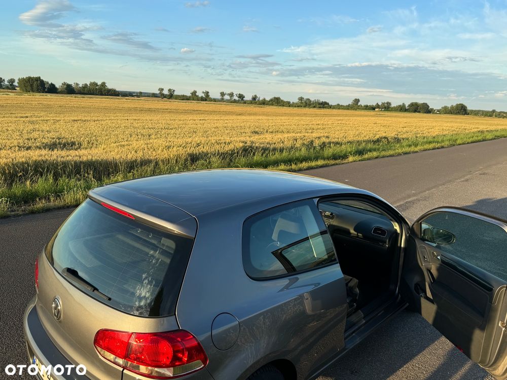 Volkswagen Golf 1.4 TSI Comfortline - 11