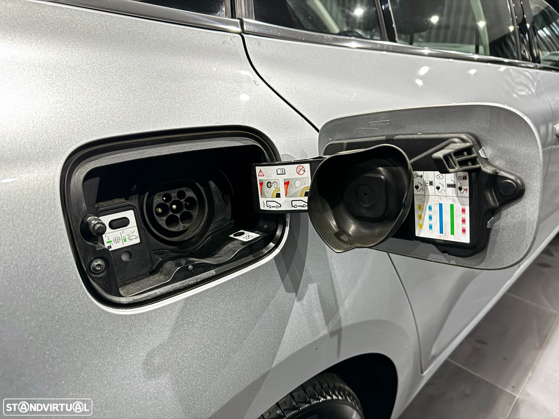 Renault Mégane Sport Tourer 1.6 E-Tech Plug-In Zen - 35