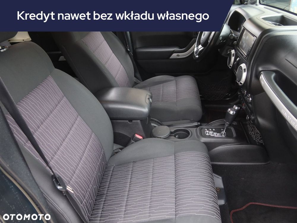 Jeep Wrangler - 11