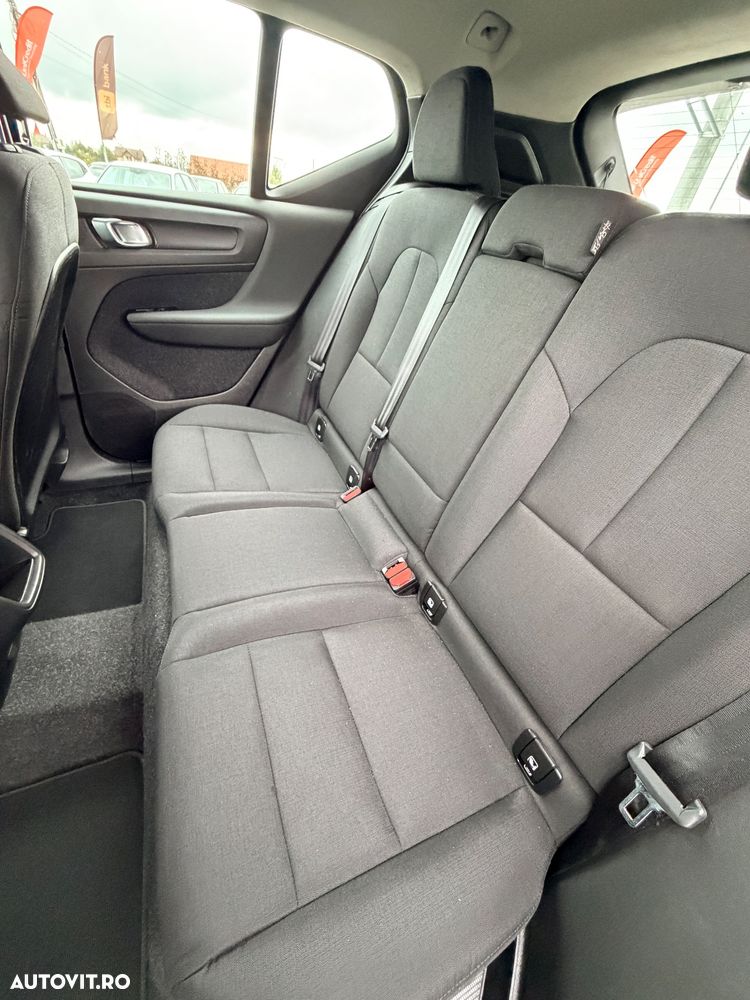 Volvo XC 40 D3 Momentum - 8