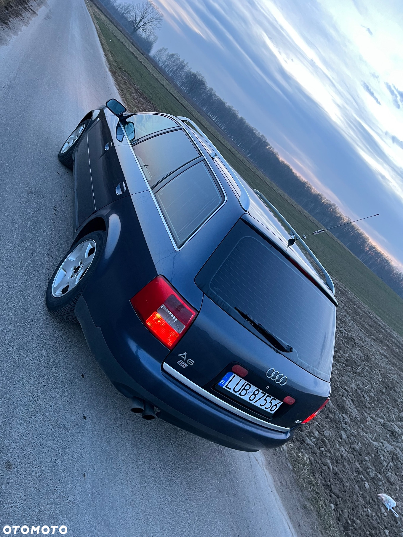 Audi A6 - 4
