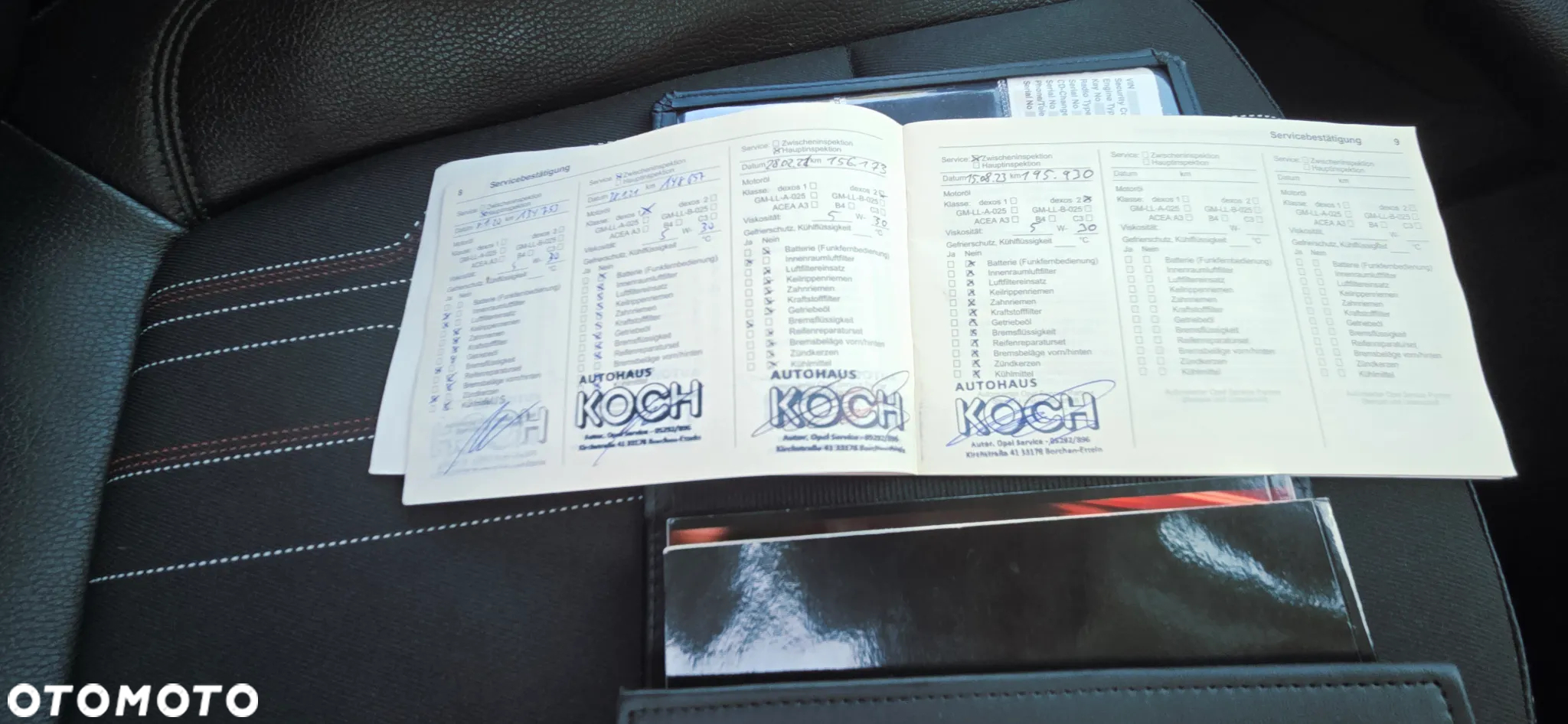 Opel Astra 1.4 Turbo 150 Jahre - 38
