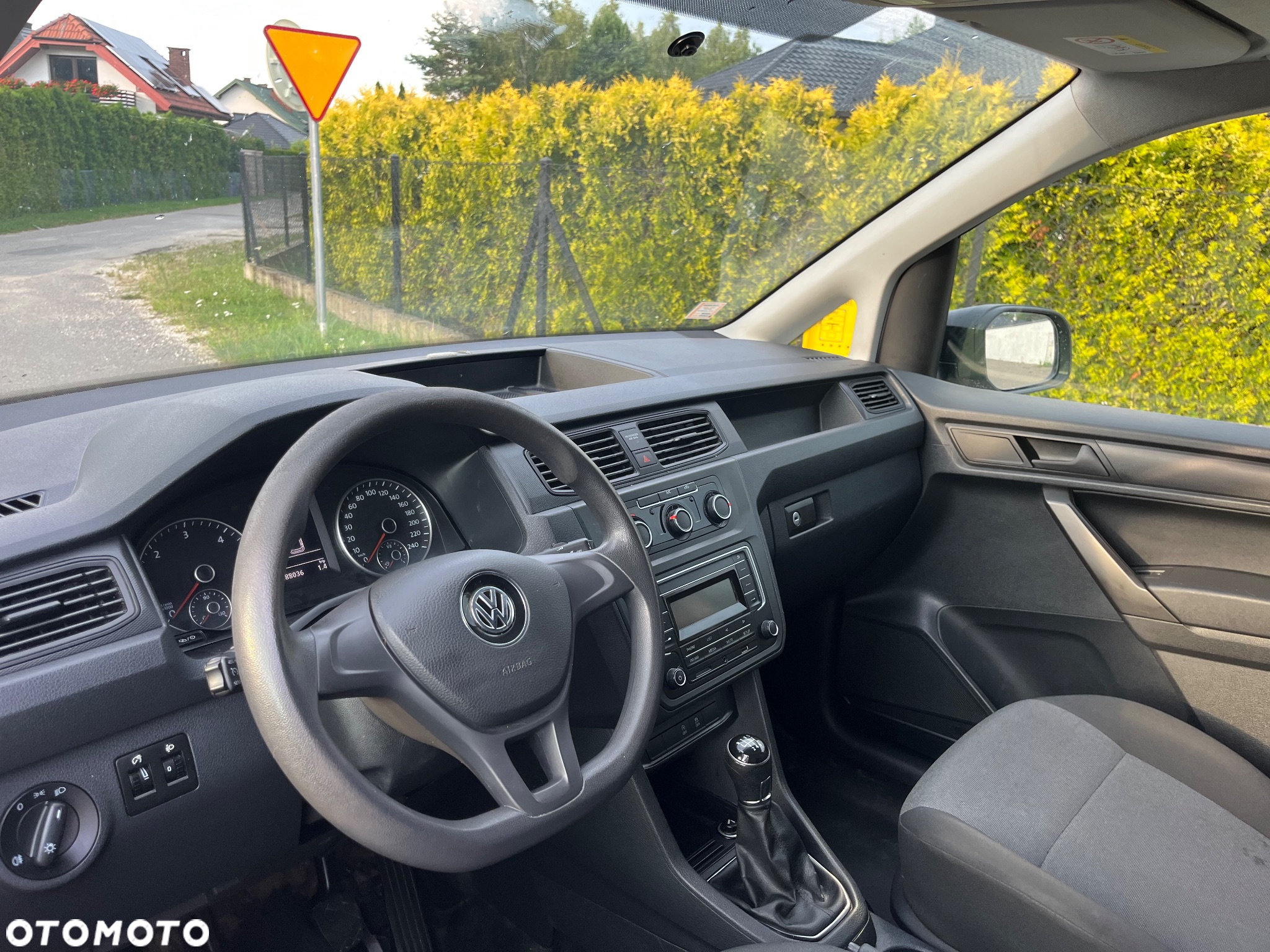 Volkswagen Caddy - 9