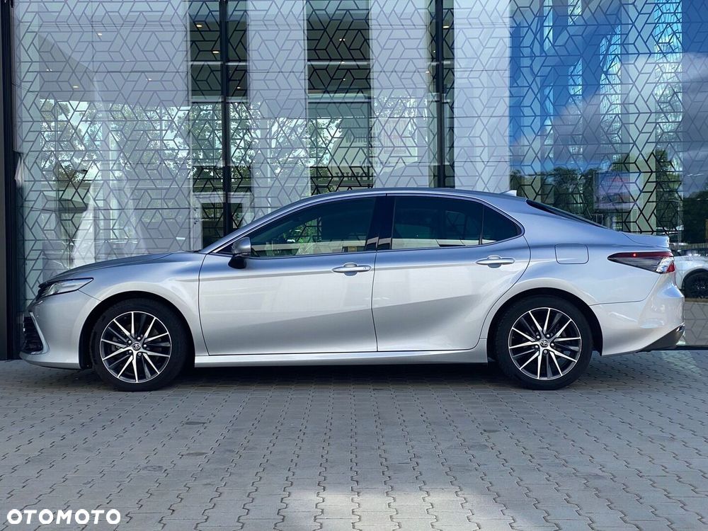Toyota Camry 2.5 Hybrid Executive CVT - 3