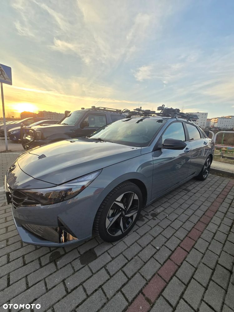 Hyundai Elantra 1.6 Executive CVT - 30