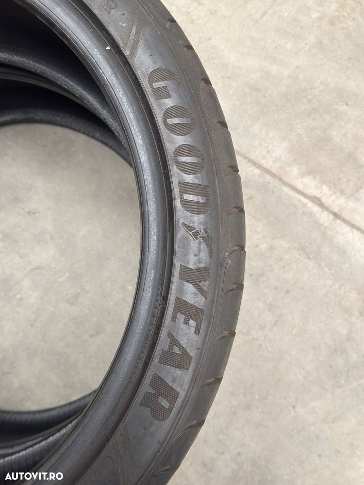 Vând set anvelope 245/40/20-275/35/20 goodyear de vară cu runflat ca noi - 7