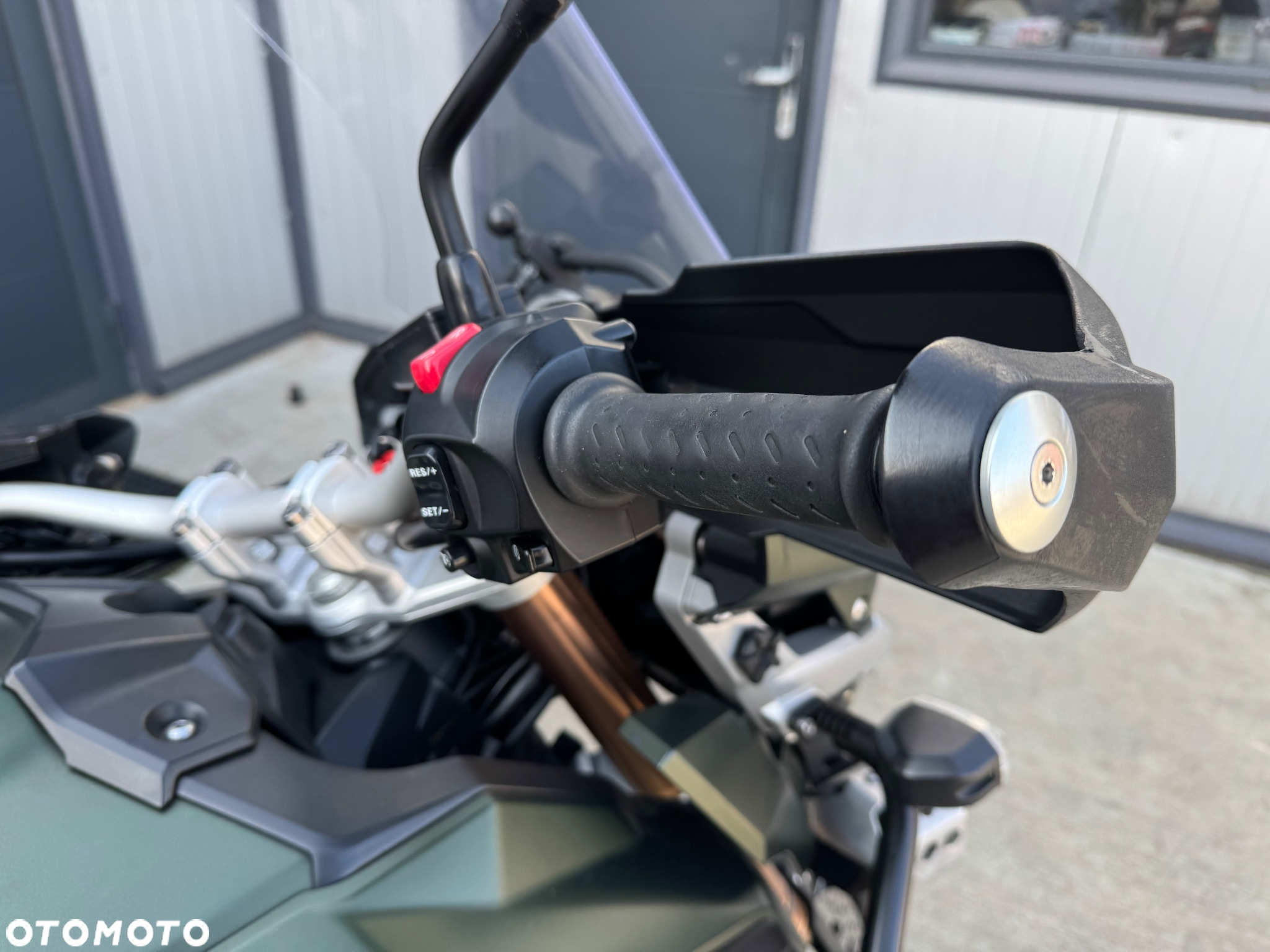 Triumph Tiger - 18
