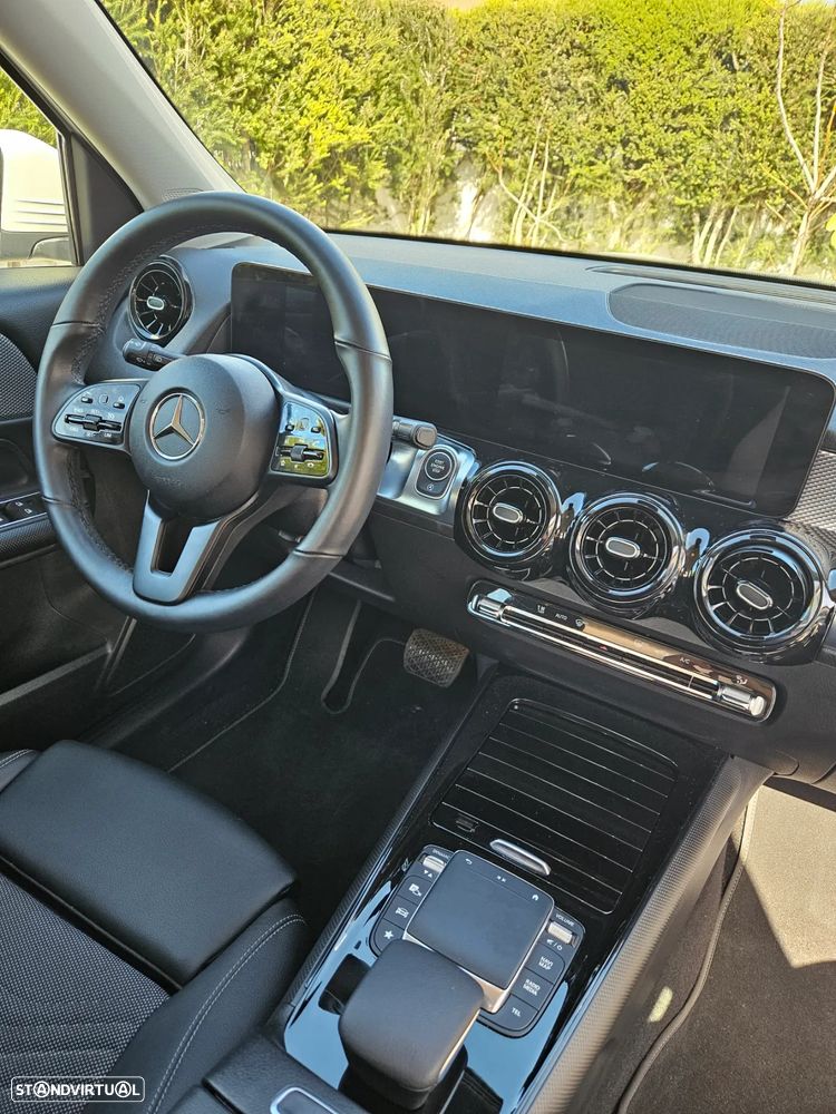 Mercedes-Benz GLB 180 d - 17