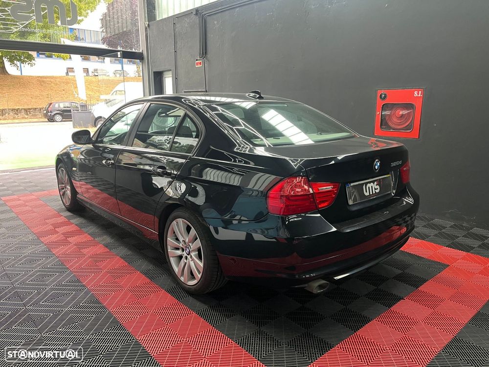 BMW 320 d Navigation - 4