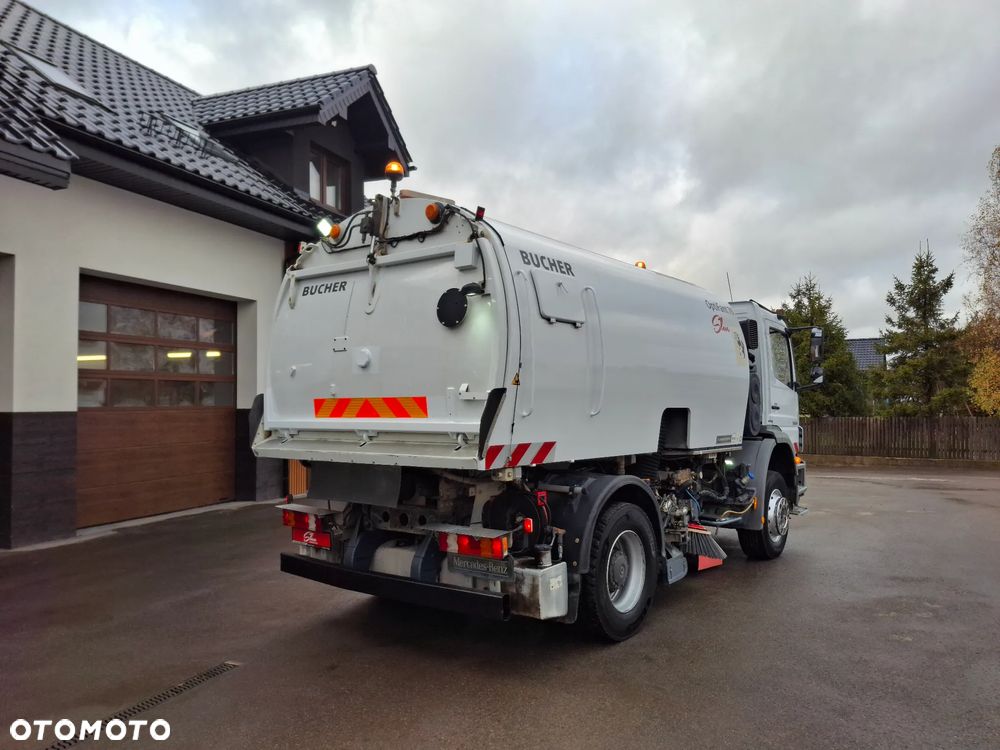 Mercedes-Benz Axor 1829 Zamiatarka BUCHER OptiFant 70 2 Silniki Karcher Wysokiego Ciśnienia Szczotki L/R Listwa Ciśnieniowa + Lanca Eunited PM10 - 4