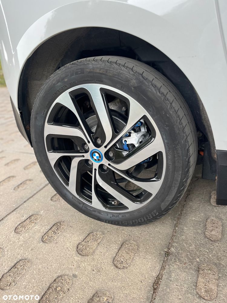 BMW i3 (60 Ah) - 15