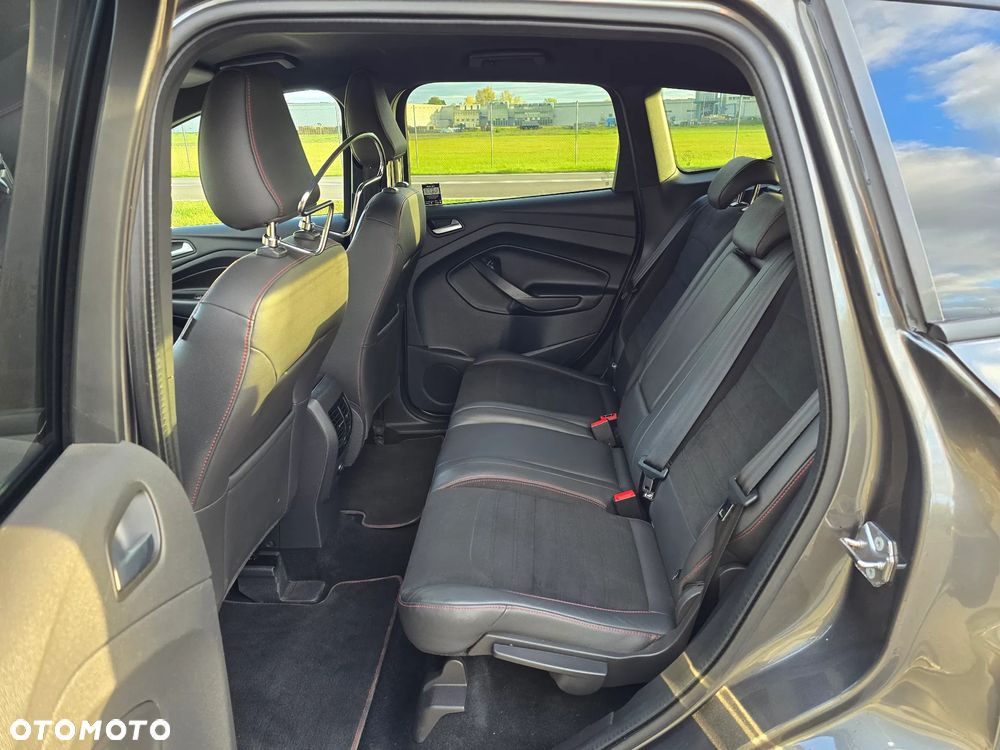 Ford Kuga ver-1-5-ecoblue-st--line - 9