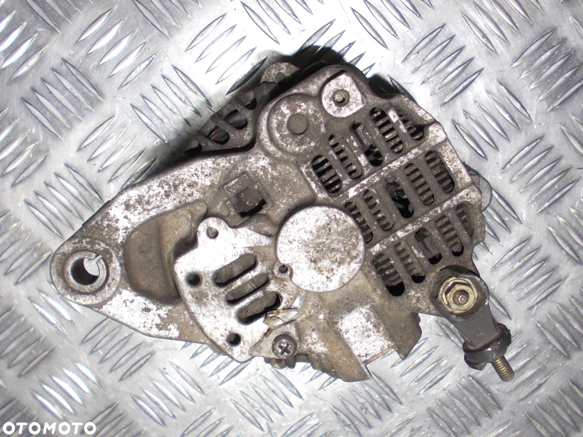 Mazda 929 MX-5 I 323 III IV BF BG BW alternator 1.3 1.4 1.6 1.8 2.2 - 3