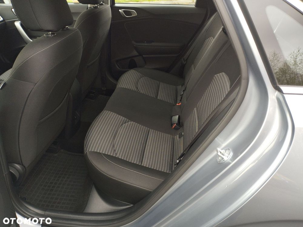 Kia Ceed 1.5 T-GDI M - 20