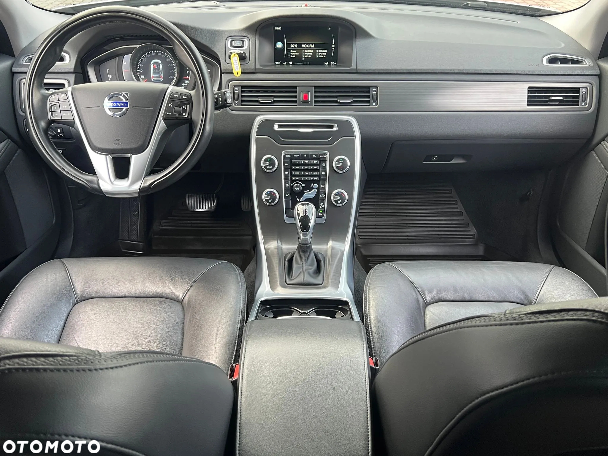 Volvo XC 70 D5 AWD Dynamic Summum - 20