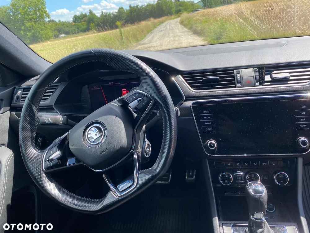 Skoda Superb 2.0 TDI SCR Sportline DSG - 7