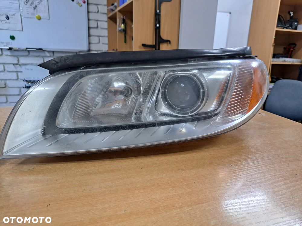 VOLVO V70 III S80 II XC70 II P3 07- 2017- BI XENON SKRETNY LEWA PRAWA LAMPY KOMPLETNE 31214169 / 31214168 EUROPA - 2
