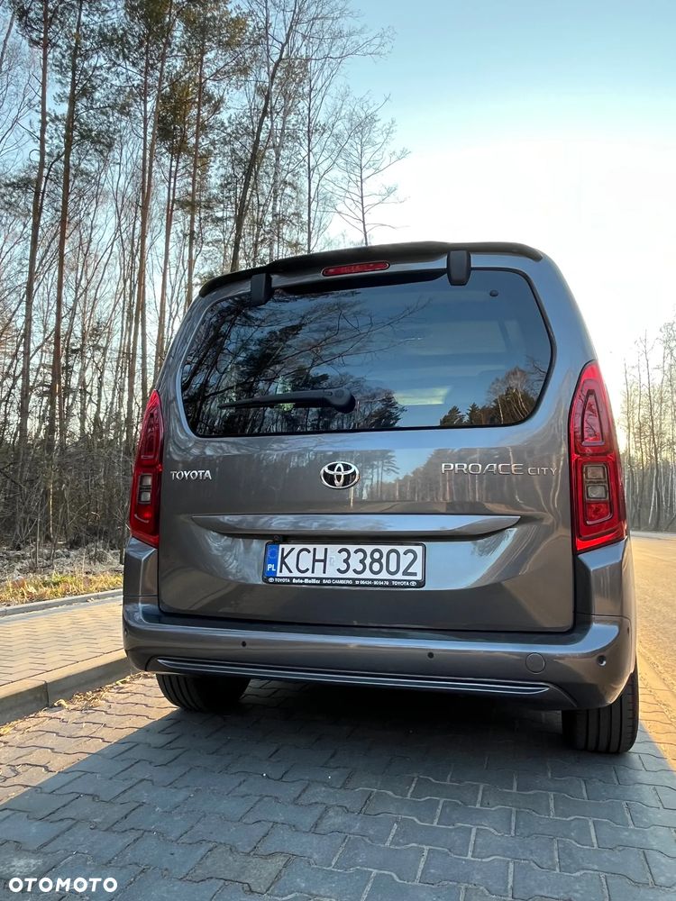 Toyota Proace City Verso 1.2 D-4T Family - 3