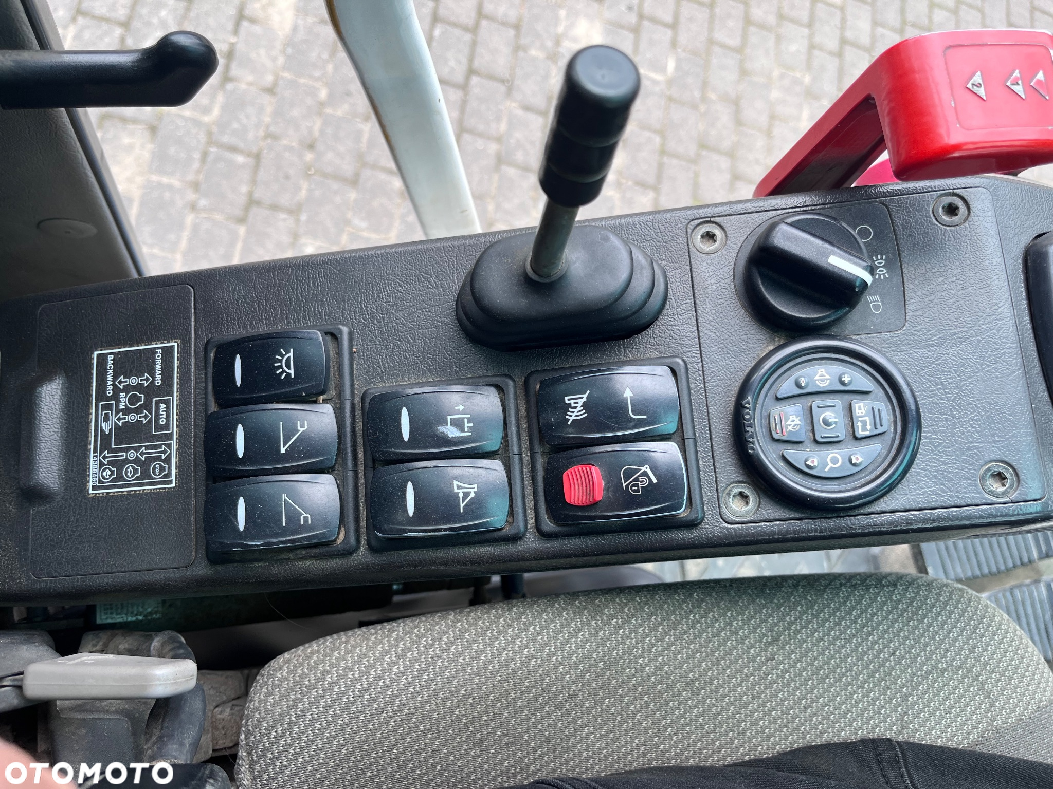Volvo EW180C - 22