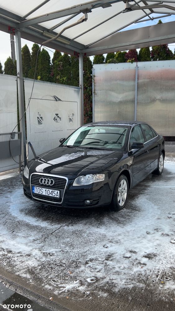 Audi A4 Limousine