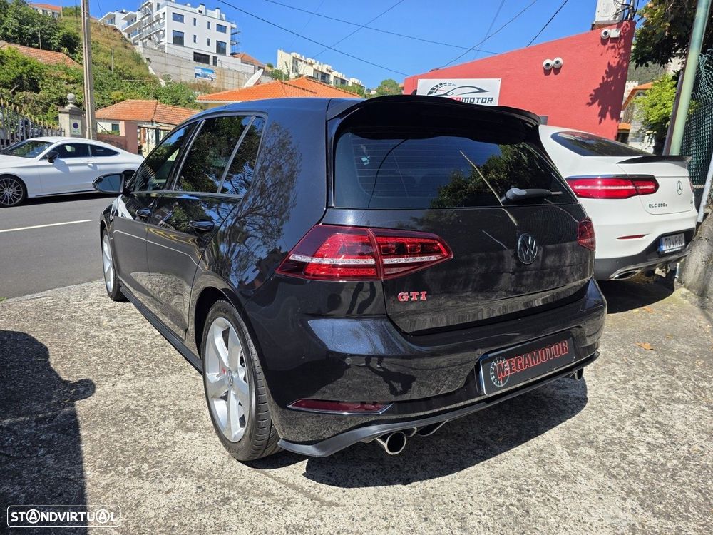 VW Golf 2.0 TSi GTi DSG Performance - 4