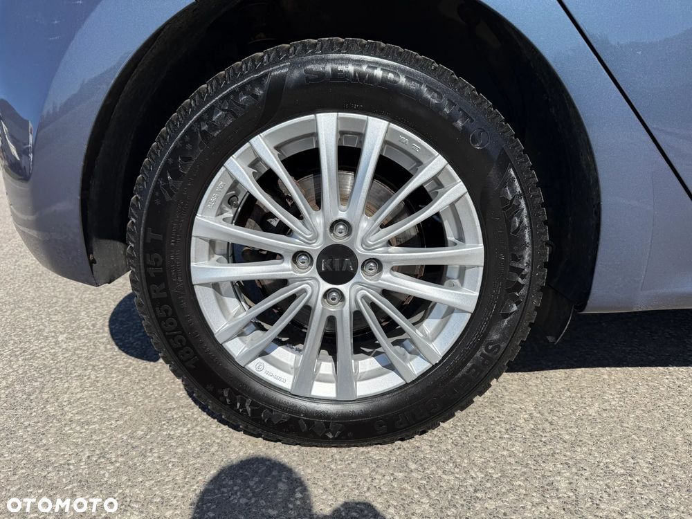 Kia Rio 1.2 Business Line - 29