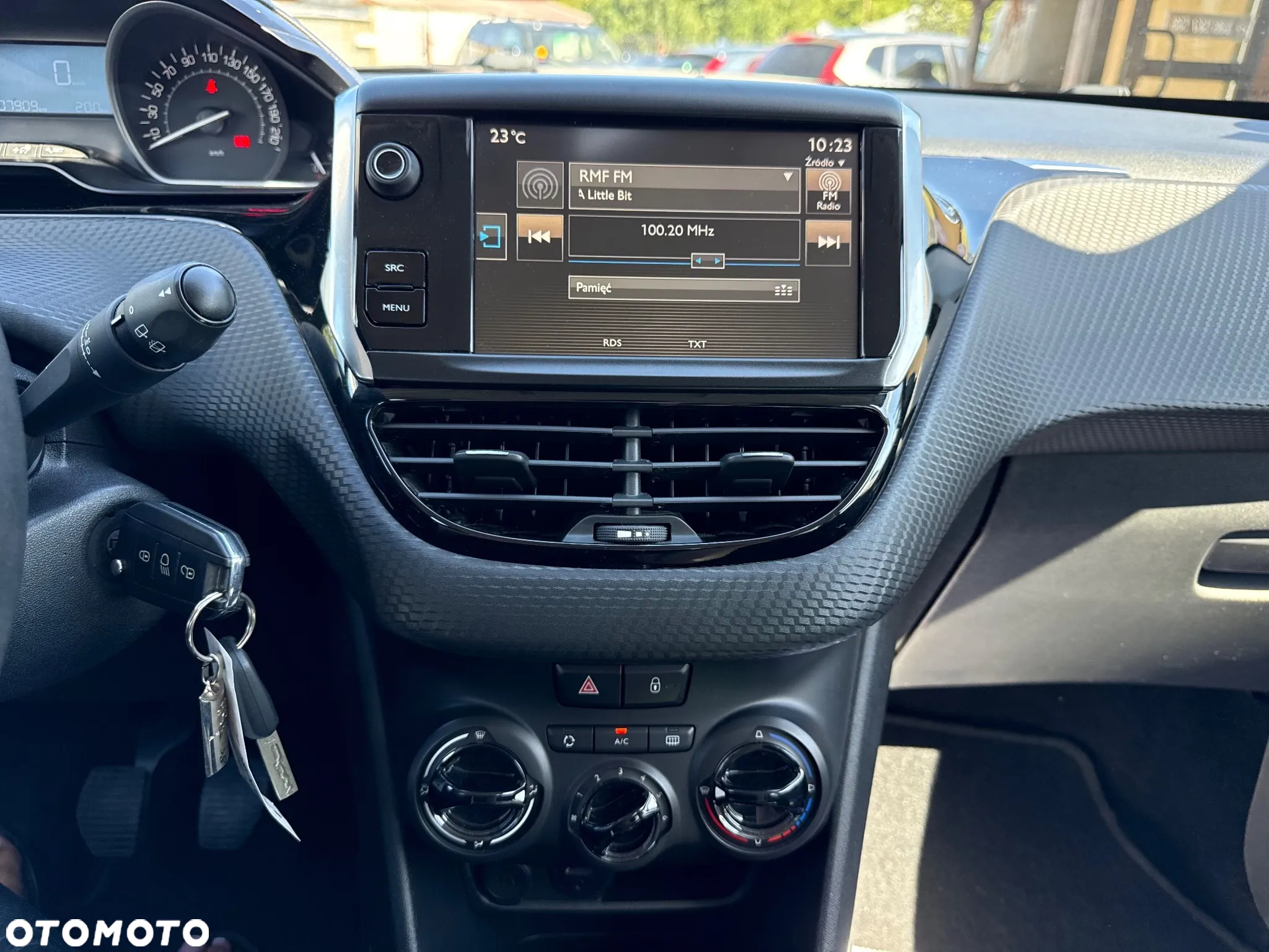 Peugeot 2008 1.2 Pure Tech Style - 23