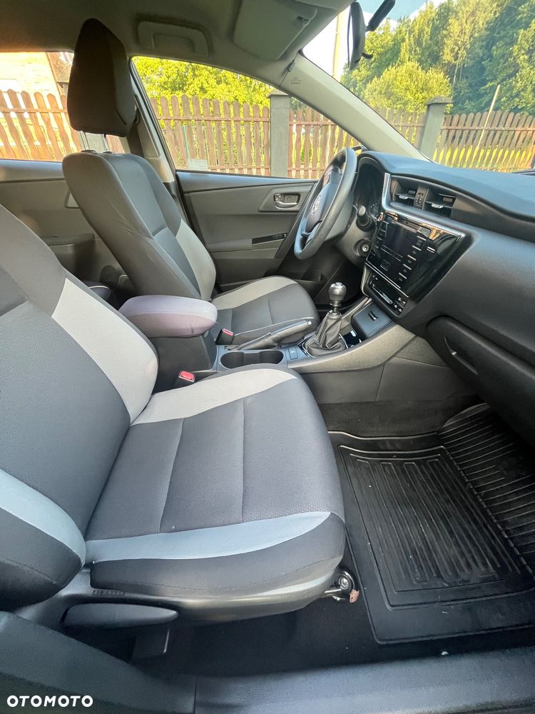 Toyota Auris 1.33 VVT-i Active - 5