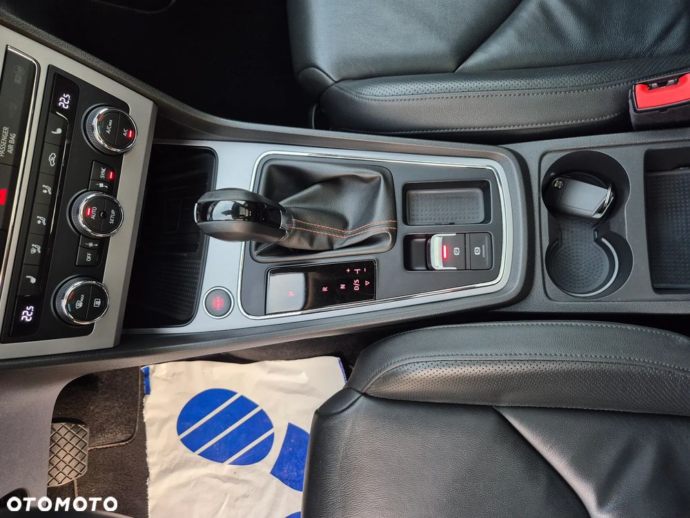 Seat Leon 2.0 TSI 4Drive DSG OPF X-Perience - 25