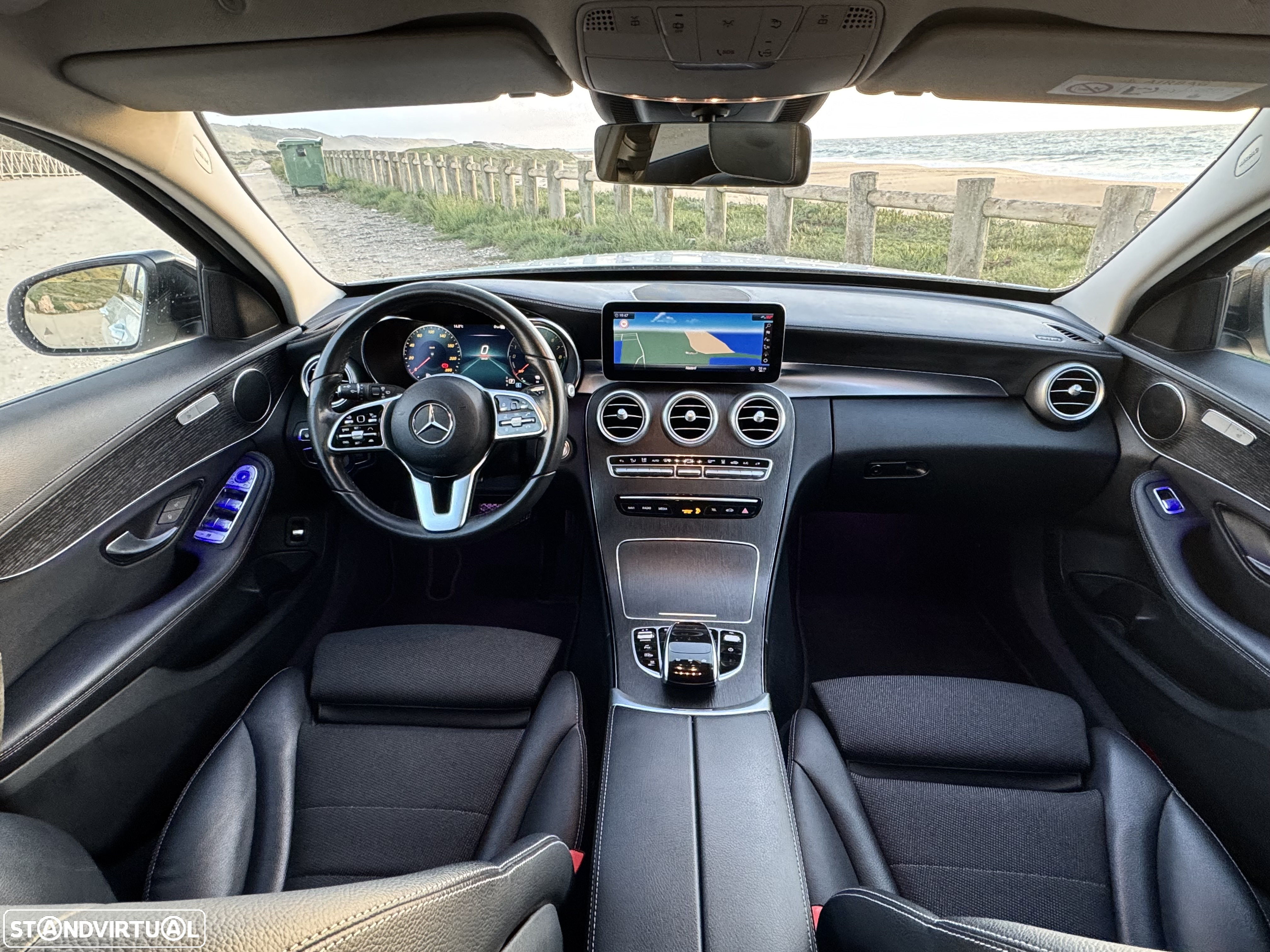 Mercedes-Benz C 300 e AMG Line - 19
