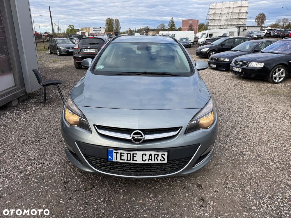 Opel Astra - 2