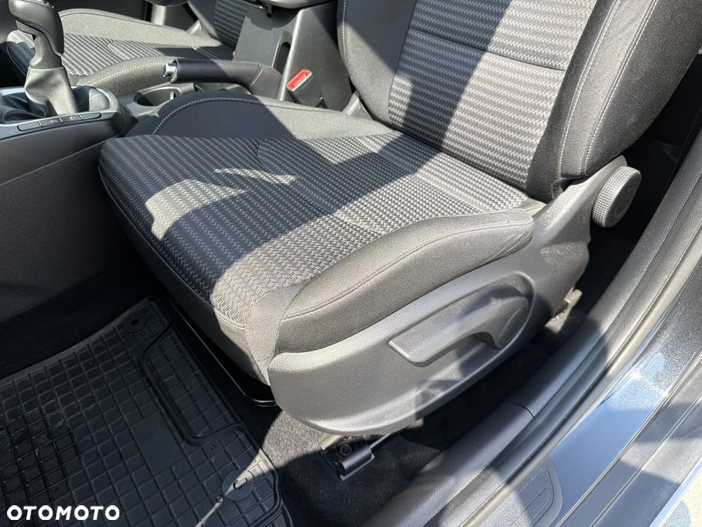 Kia XCeed 1.5 T-GDI M - 13