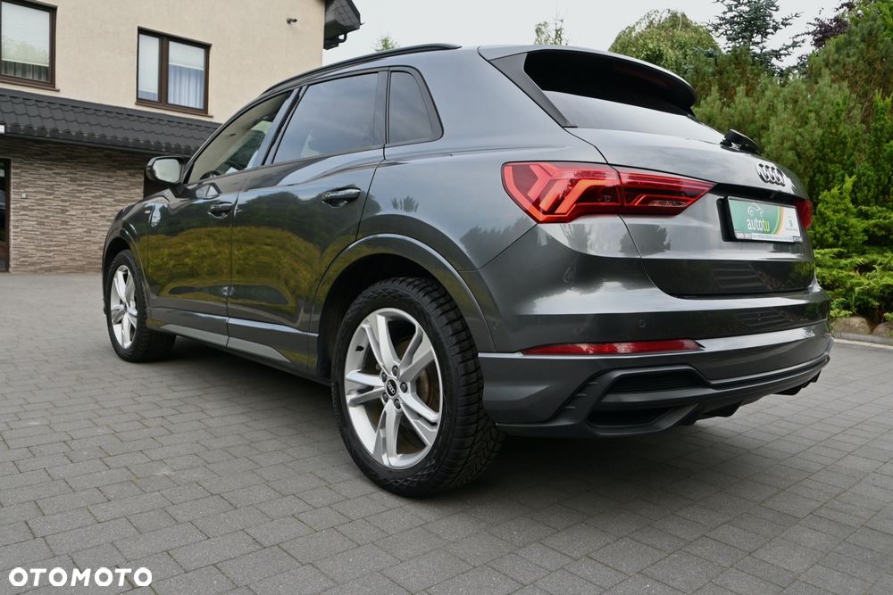 Audi Q3 35 TDI Quattro S tronic S line - 4