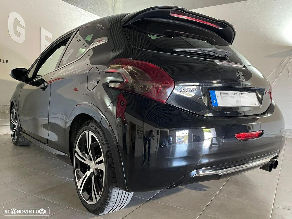 Peugeot 208 GTI 200 THP - 27