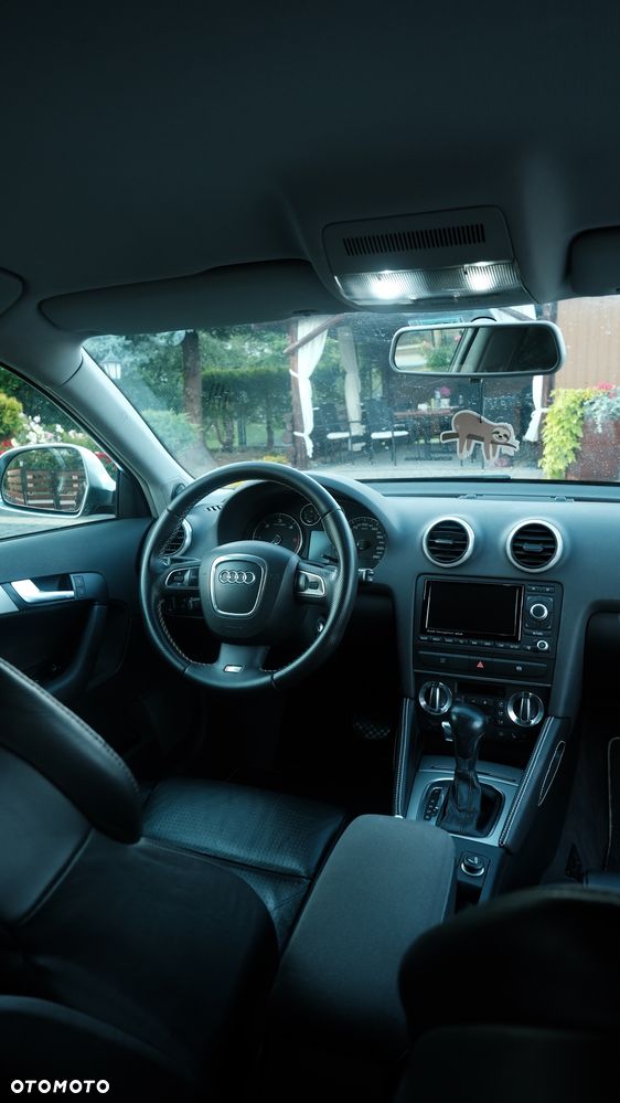 Audi A3 Sportback - 4