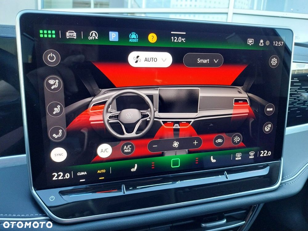 Volkswagen Passat - 32